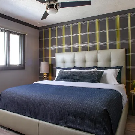 Vintage Block Inn & Suites-2