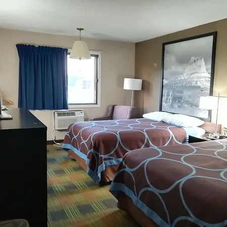 Super 8 By Wyndham Keokuk-2