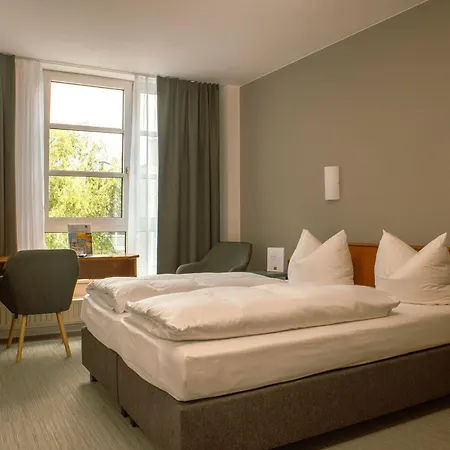 Senscity Hotel Berlin Spandau-3