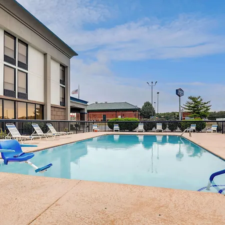 Hampton Inn Lebanon-2