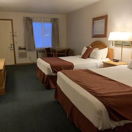 Thunderbird Inn Of Mackinaw City-3