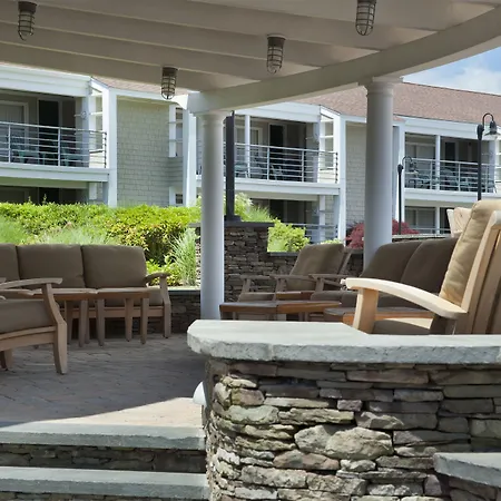 Hyannis Harbor Hotel (Adults Only)-3