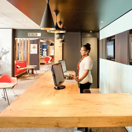 ibis Paris Gennevilliers-2