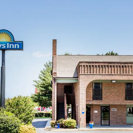 Days Inn By Wyndham Tappahannock-2