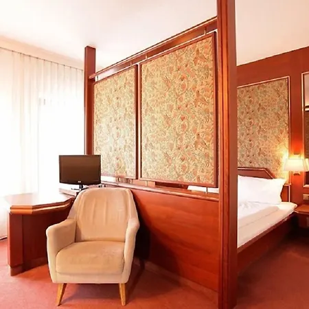 Trip Inn Klee am Park Wiesbaden-3