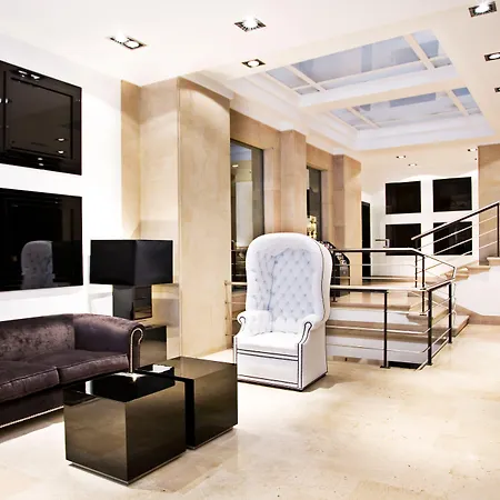 Hotel Clarin-2