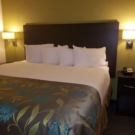 Baymont By Wyndham Eau Claire Wi-3