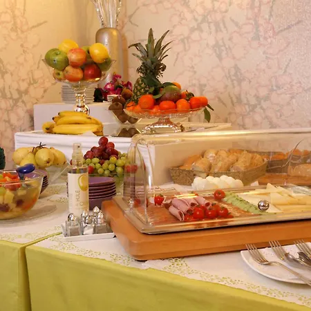 Hotel De Gramont-3