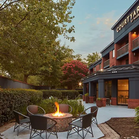 Courtyard Newport News Yorktown-3