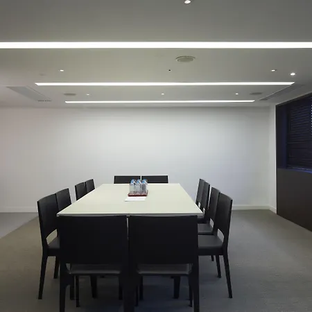 Beijing New World Centre Tongpai Hotel-3