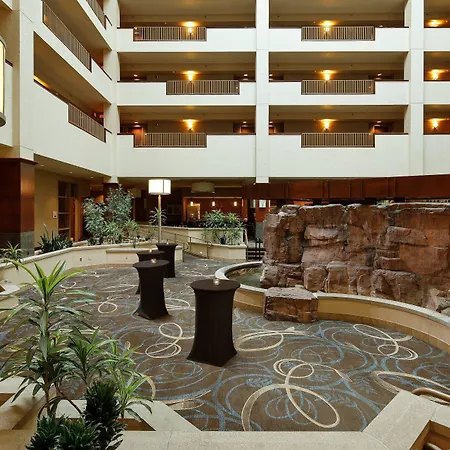 Sheraton Sioux Falls Hotel & Convention Center-3
