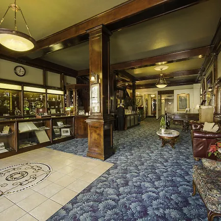Historic Cary House Hotel-3
