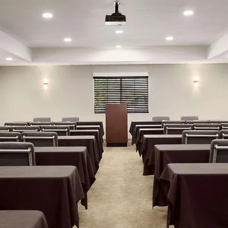 Country Inn & Suites By Radisson, San Antonio Lackland Afb - Seaworld Area-3