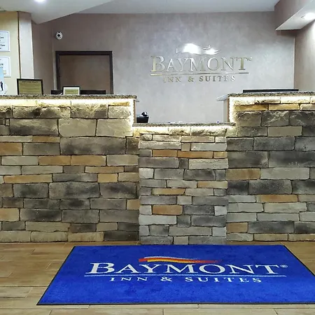 Baymont By Wyndham Belleville Airport Area Free Airport Shuttle-2