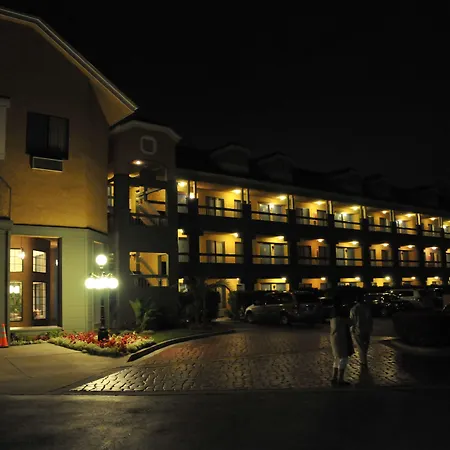 Oak Tree Inn-3
