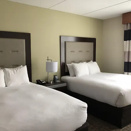 Wyndham Garden Buffalo Downtown-2