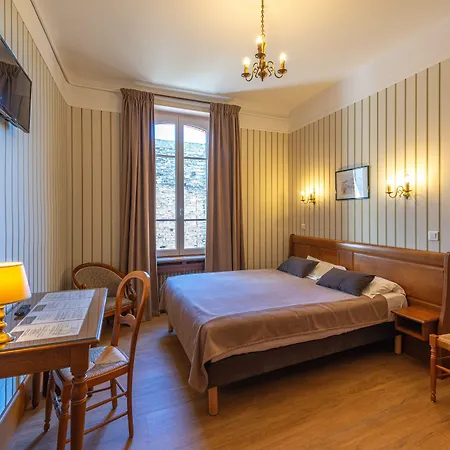 Logis Hotel de La Cloche-2