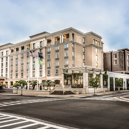 Courtyard By Marriott Charleston Historic District-2