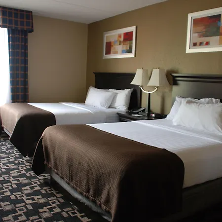The Plaza Hotel And Suites-3