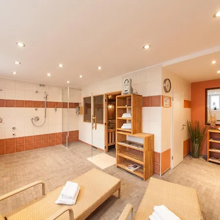 Hotel Offenbacher Hof-3