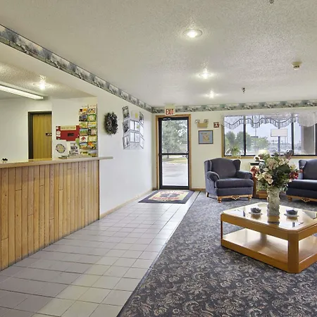 Super 8 By Wyndham Ankeny/Des Moines Area-2