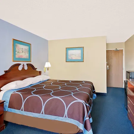Super 8 By Wyndham Newburgh/West Point Stewart Intl Airport-3