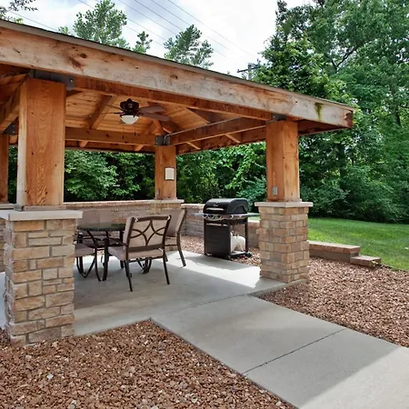 Staybridge Suites Columbia-Highway 63 & I-70 By Ihg-2