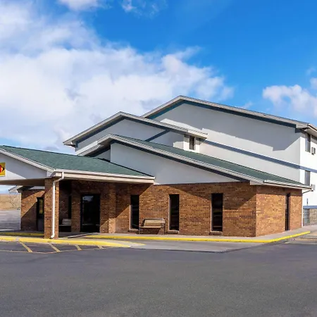 Super 8 By Wyndham Cheyenne Wy-3