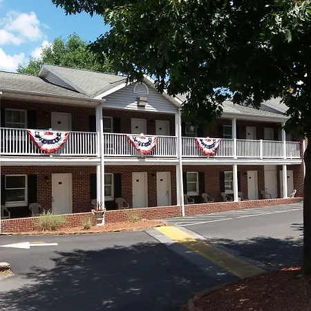 Inn At Cemetery Hill-2