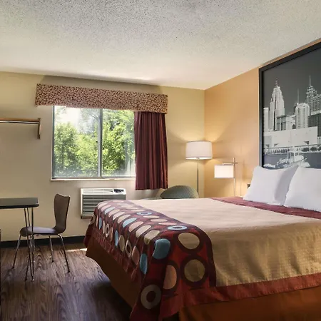 Super 8 By Wyndham Taylor/Detroit Area-2