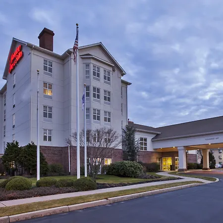 Hampton Inn & Suites Providence-Warwick Airport-3