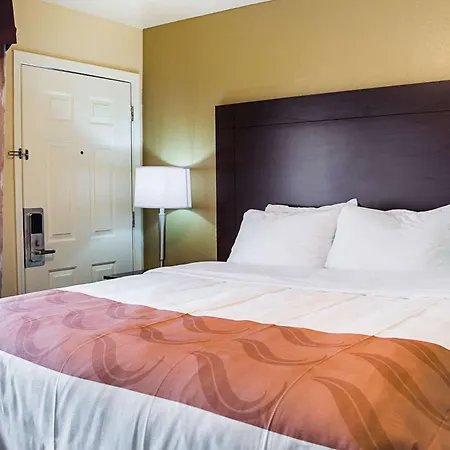 Quality Inn Vicksburg-2