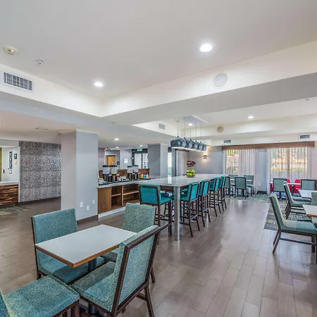 Hampton Inn Oakland-Hayward-3