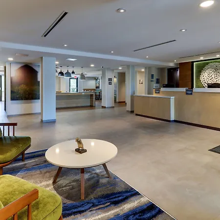 Fairfield Inn & Suites Southport-3