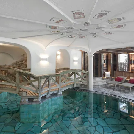 Hotel La Perla: The Leading Hotels Of The World-3