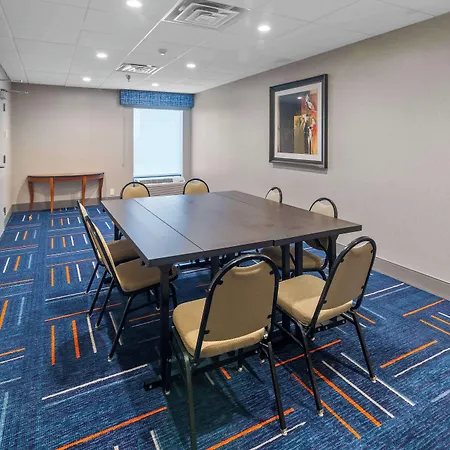 Hampton Inn Atlanta-Woodstock-3