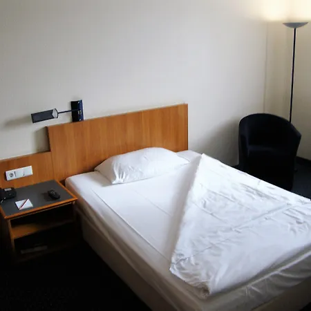 PLAZA Hotel Hanau-2