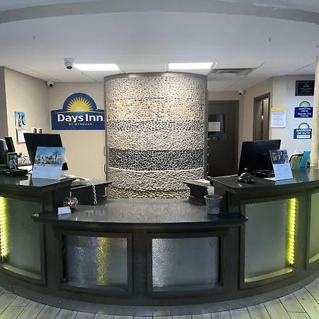 Days Inn By Wyndham Fayetteville-3