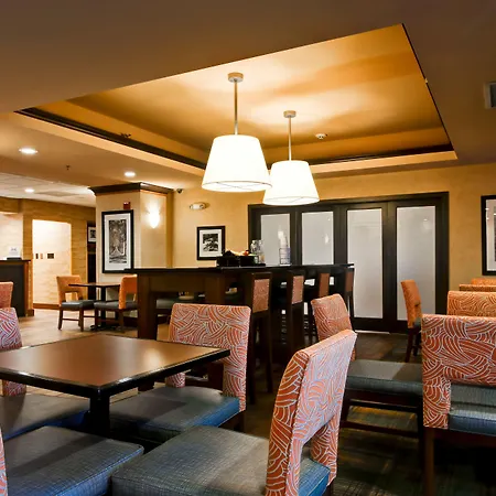 Hampton Inn Waldorf-2