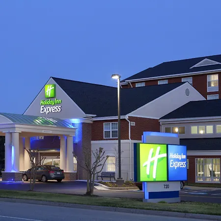 Holiday Inn Express Williamsburg North By Ihg-3