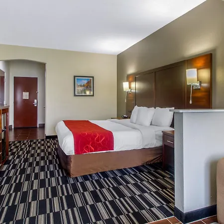 Comfort Suites Danville-2