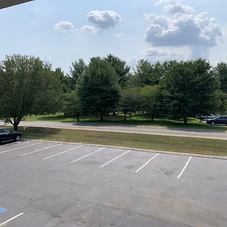 Quality Inn Gallatin-Nashville Metro-2