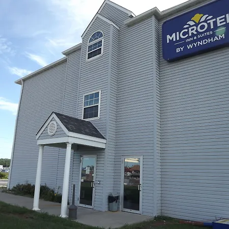 Microtel Inn And Suites - Ames-3