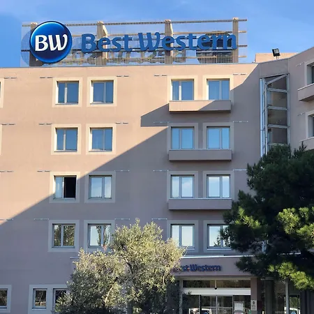 Best Western Marseille Aeroport-3