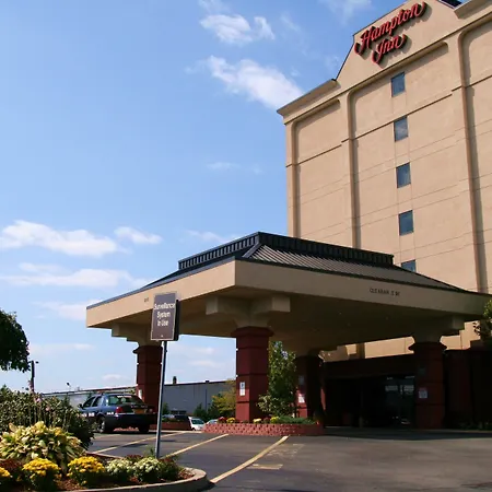 Hampton Inn Boston Logan Airport-3