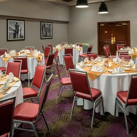 Four Points By Sheraton Boston Logan Airport Revere-2