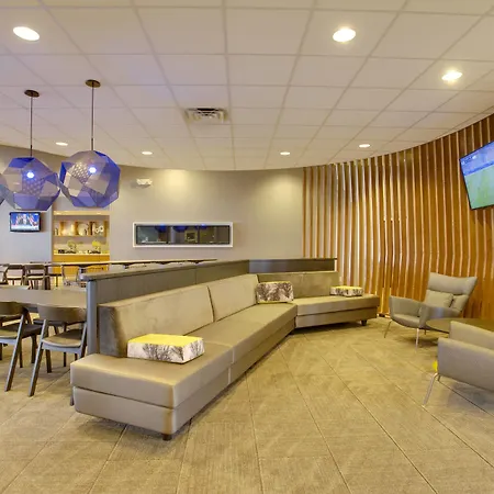 Springhill Suites By Marriott Lawrence Downtown-2