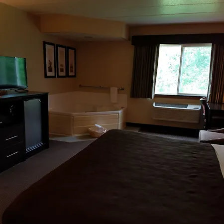 Americinn By Wyndham Menomonie-2