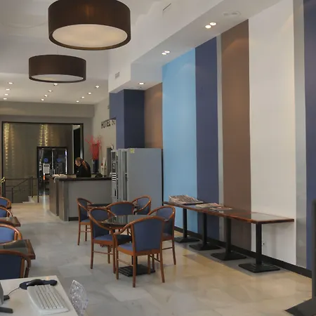 Hotel Subur-3