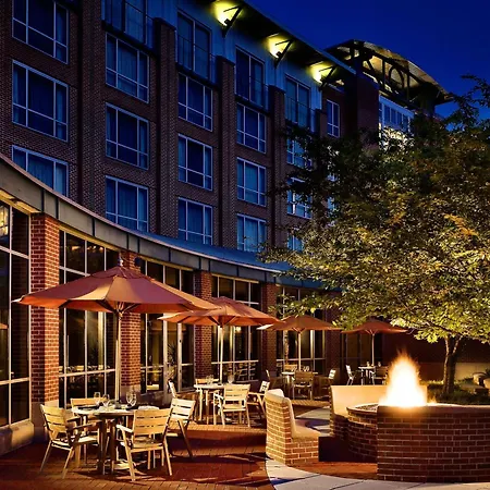 The Chattanoogan Hotel, Curio Collection By Hilton-3